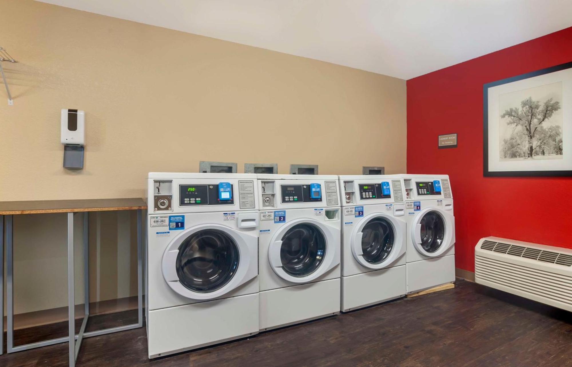 Extended Stay America Suites - San Diego - Mission Valley - Stadium Экстерьер фото