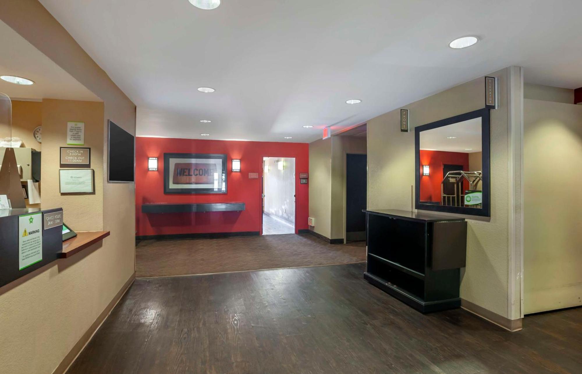 Extended Stay America Suites - San Diego - Mission Valley - Stadium Экстерьер фото